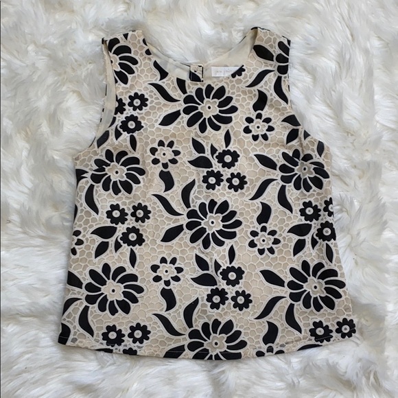 MM Couture Back Button Up Lace Floral Top - Picture 5 of 8